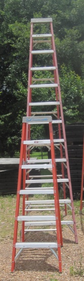2 Ladders  1- 6' and 1-12'