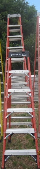 2 Ladders  1 6' and 1-10'