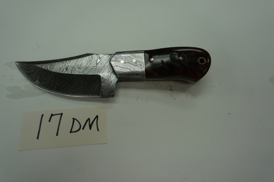 "Hradil Steel" Handmade Damascus Blade Stubby Skinner with Black Ram Horn Handle, 7" Hradil Steel