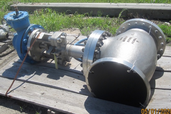 Neway 14" Globe Valve