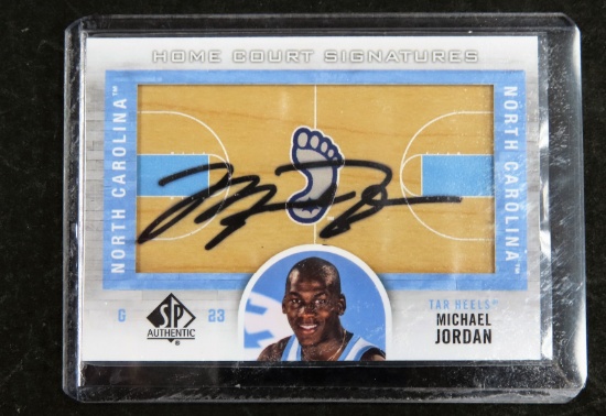 2012-13 SP Authentic Signed Michael Jordan Card # HC-MI, Tar Heels Home Court Signature. 100%