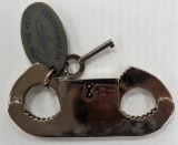 thumb handcuffs with key