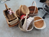 NO SHIPPING! PICK-UP ONLY: Collection of Baskets