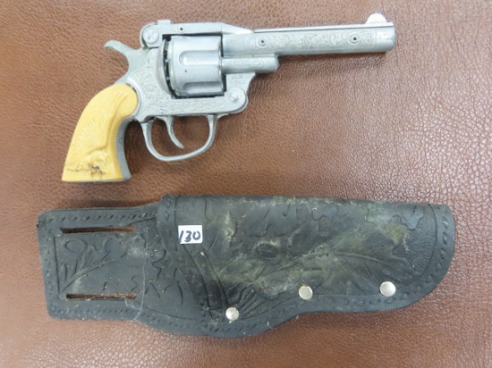 Vintage Kilgore Eagle Die Cast Cap Gun (made in USA) with holster, barn find. action does not