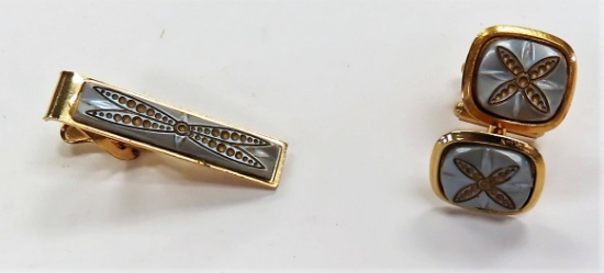 Vintage Tie Tack and Cuff Link Set.
