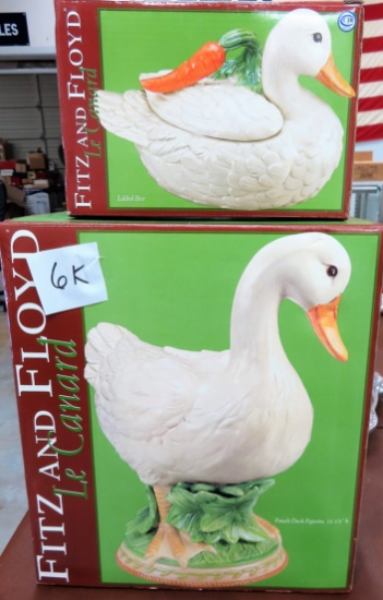 $32.45 Shipping: IN BOX, OLD NEW STOCK, UNUSED, Fitz and Floyd Le Canard 12.5" Female Duck Figurine
