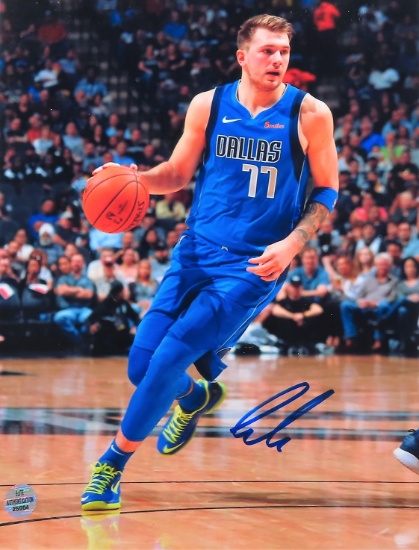 Luka Doncic Signed Photograph, 8"x10" with Elite COA, #25004, Online Verify