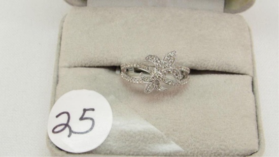 14K w/g .32ct. t.w. Diamond Fleur De Lis Ring