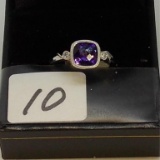 LADIES 14K W/G 1.18 SQUARE AMETHYST & .05CT T.W. DIAMOND RING 1.23 TOTAL GEM WEIGHT  2.6GR