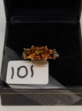 LADIES 10K 2 TONE 3 SQUARE CUT CITRINE CENTER STONES .10CT T.W. DIAMOND RING 3.9GR