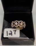 LADIES 10K 1CT T.W. BLACK & WHITE DIAMOND RING 4.8GR