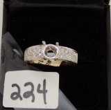 LADIES 18K W/G  .51CT T.W. DIAMOND SEMI MOUNT RING 6.4GR