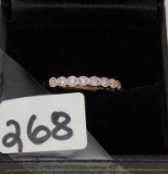 10K WG  .20CT T.W. DIAMOND BAND 2GR