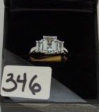 LADIES 10K W/G 3 EMERALD CUT AQUA 1,87CT T,W, RING 2.3GR