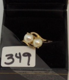 LADIES 10K Y/G 2 PEARL RING 2.6GR