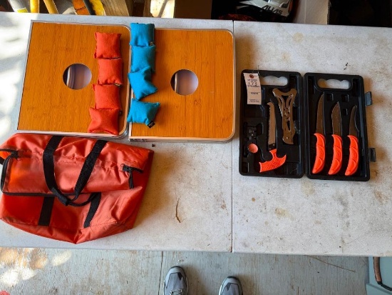 Mini Corn Hole Game & Hunting Knife Set Lot