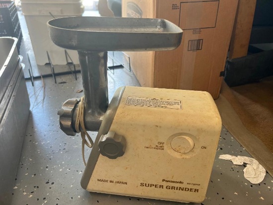 Panasonic MK-G20NR Super Grinder Electric Meat Grinder Made in Japan