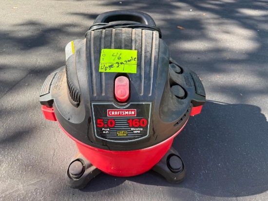 Craftsman 12-Gallon 5.0 HP Wet/Dry Shop Vacuum