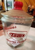Toms Toasted Peanuts
