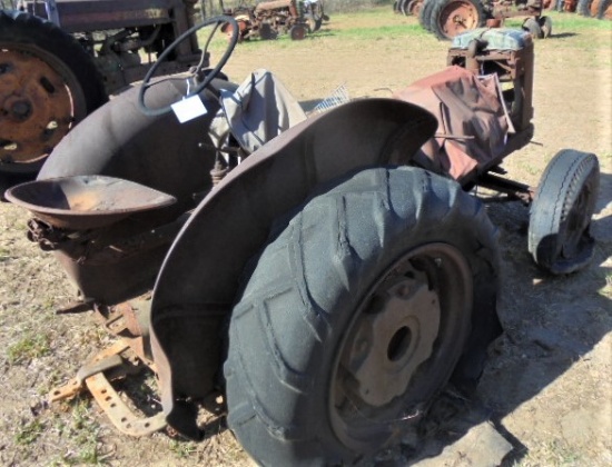 Farmall W-9 Parts Tractor