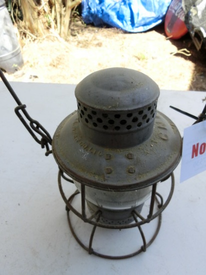 Vintage CNR RR Lantern w/Matching Globe