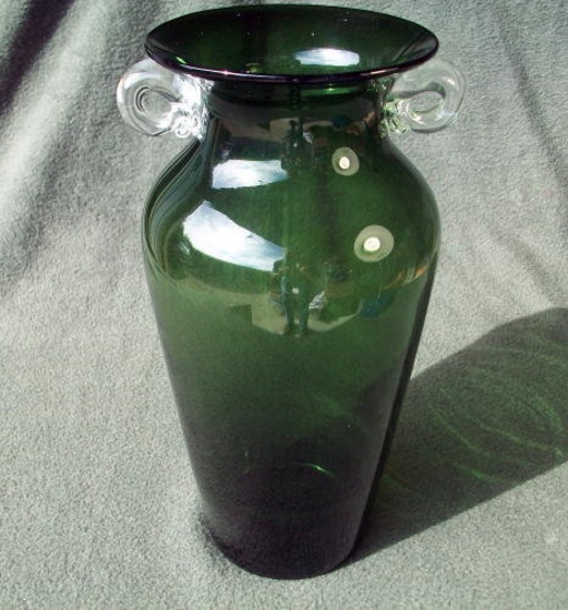 Emerald Art Glass Vase