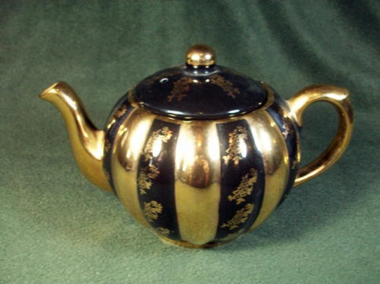 Gibsons English Ceramic Tea Pot
