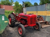 585:IH B414 Tractor