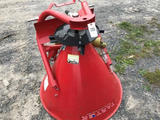 705  Tarter 3pt spreader like new