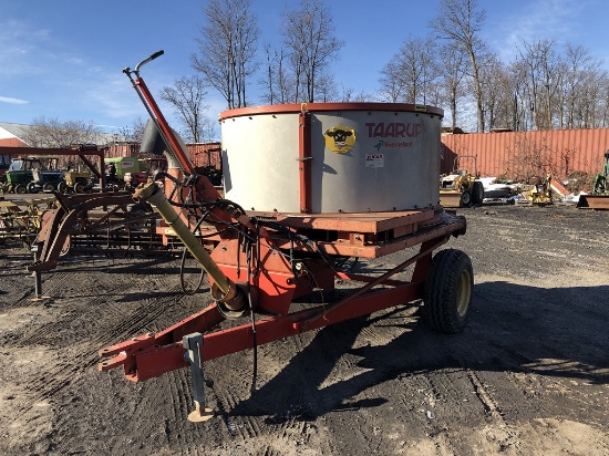 068 Kvernelend Bale Chopper