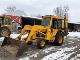 3391 1982 John Deere 310B