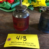 413 Red John Deere Oil Can