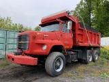 1670 1988 L9000 Dump Truck