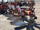 4743 IH 450 3x Spring Reset Plows