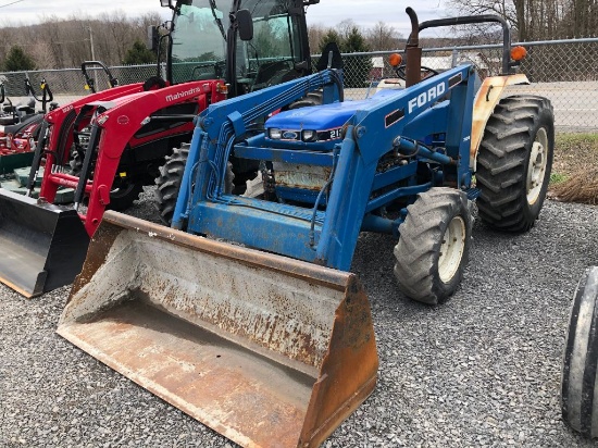 4787 Ford 2120 Tractor