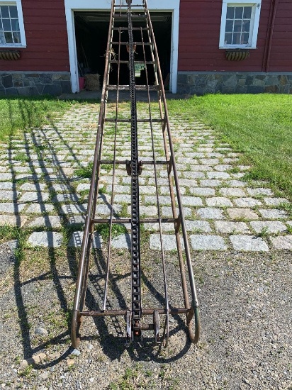 54 John Deere 40ft Skeleton Elevator