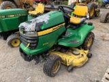 2583 Deere X320 Lawn Tractor