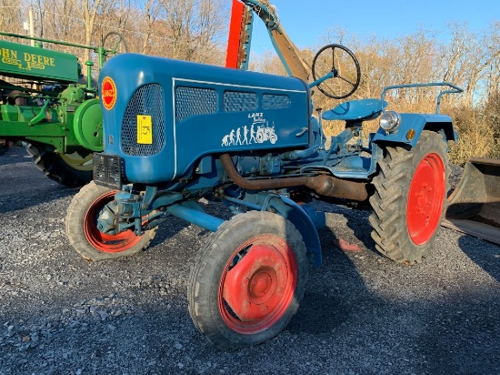 15 Lanz D1306 Tractor