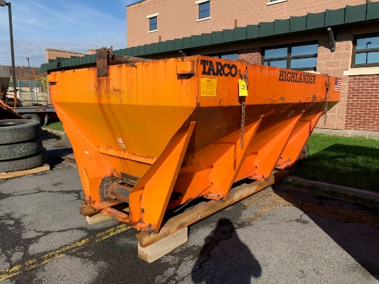 14 2005 Tarrant 10ft Spreader