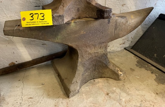 373 Hay Budden 345lb Anvil