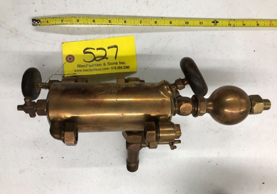 527 Large Brass Oiler