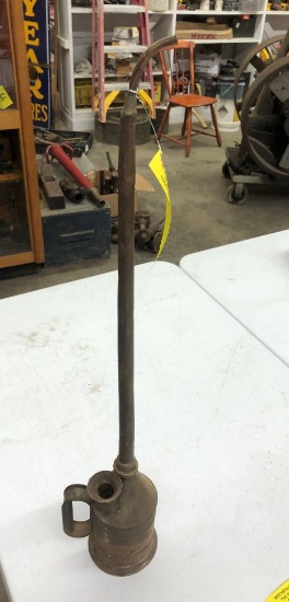 546 Railroad Oil Can with Thumb Pump
