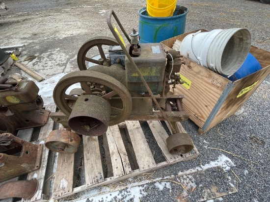 632 McCormick Deering Engine on Cart