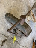 360 Antique Cole Tool Mfg. Vise