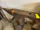 371 Hay Budden 425lb Anvil