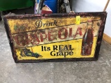 391 GrapeOla Sign