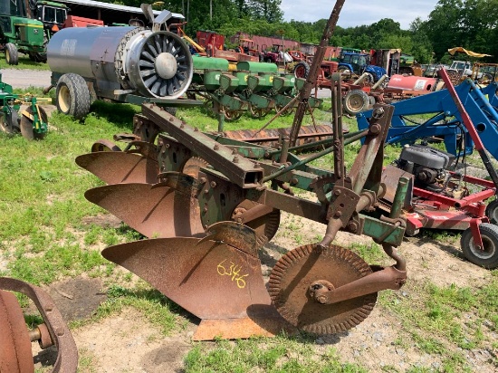 6346 John Deere 3x Plow