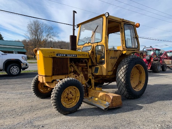 12 1976 John Deere 401B Tractor