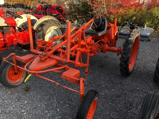 42 Allis-Chalmers G tractor