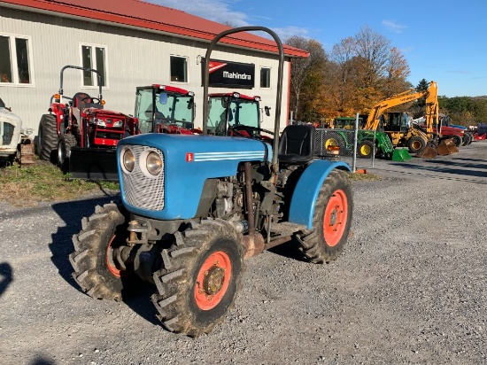 8 Eicher 330AS 4wd Vineyard Tractor